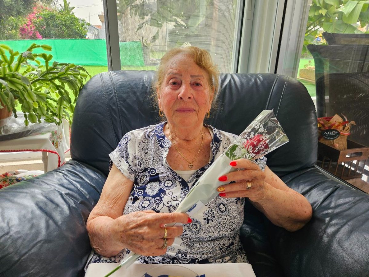 דוברות והסברה חוף אשקלון