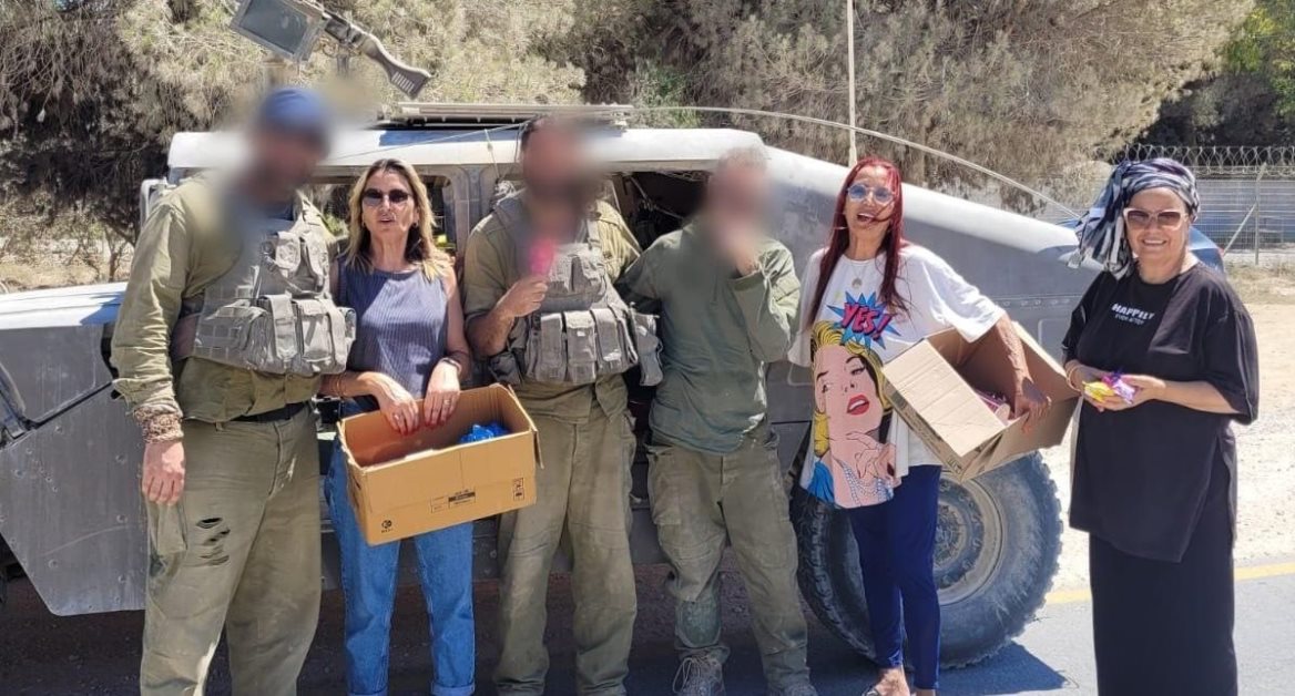 רק ביחד ננצח: חמ״ל נשות מושב ברכיה ממשיך לפעול בעוצמה לטובת חיילי צה