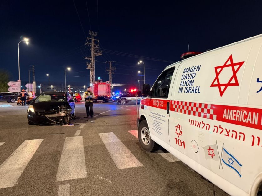 פצועים בתאונה בצומת ברכיה - יישובניק נט