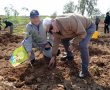 250 ניצולי שואה חנכו ביחד עם שגרירת ליטא ונציגי קק"ל יער חדש באזור רוחמה לזכר יהדות ליטא